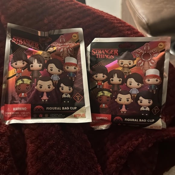 Stranger Things Series 1 Blind Bag Figural Key Chain TWO PACKS BRAND NEW - Picture 5 of 5